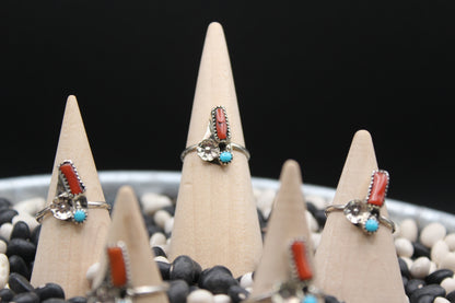 Native American Coral & Turquoise Ring – Sterling Silver Floral Design